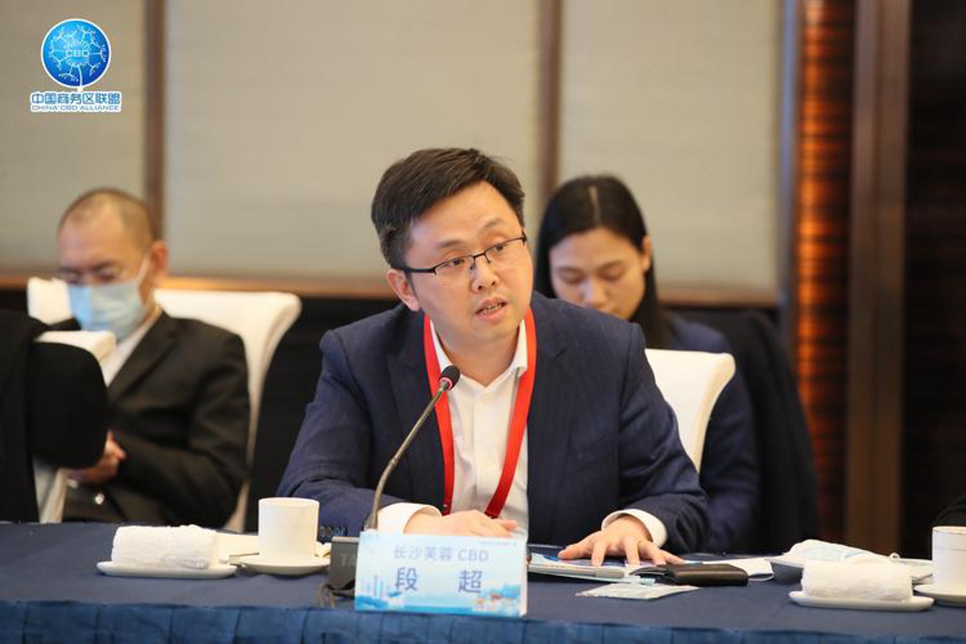揭秘行业研究——打造高效决策的指南